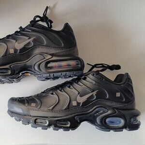 Nike Air Max Plus acw black sz 6